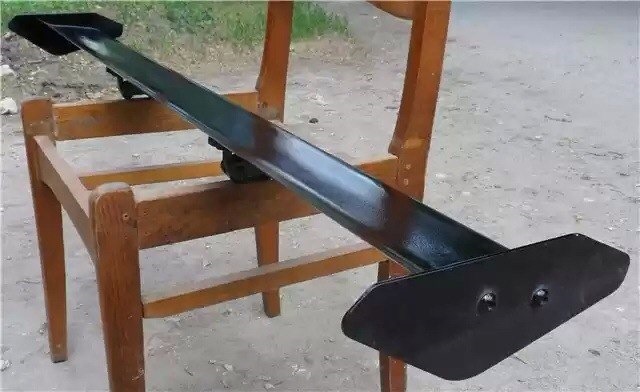 Спойлер самотужки 1