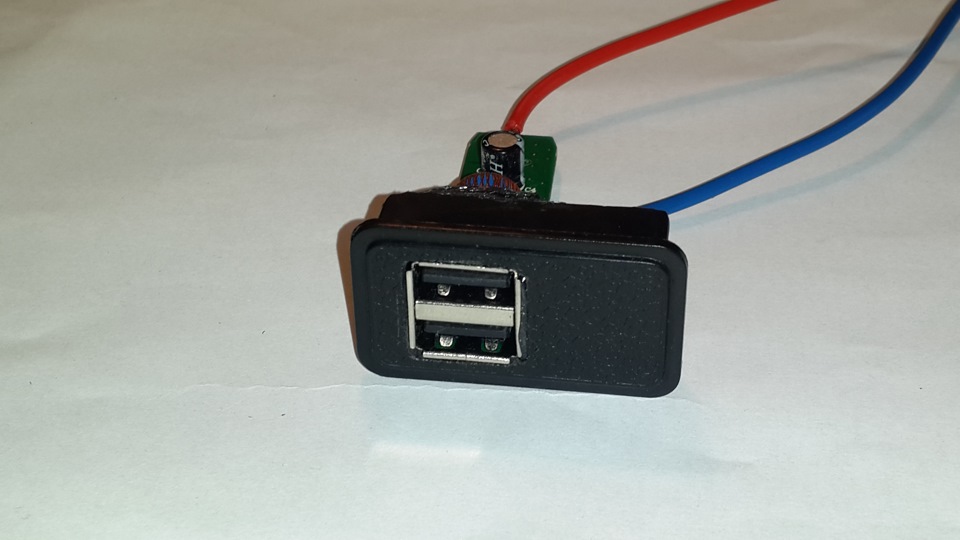 USB заряджання... 4