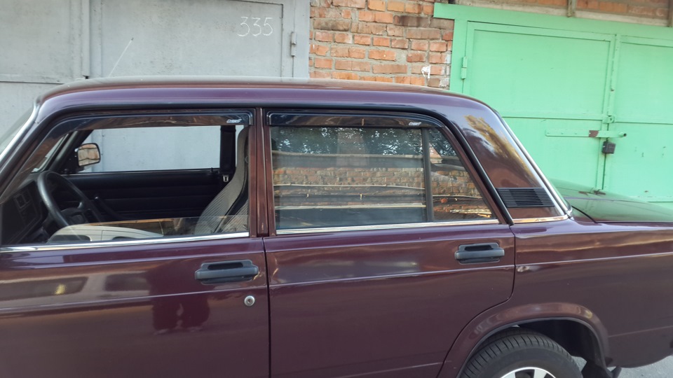 Задні шторки на ваз 2107 4
