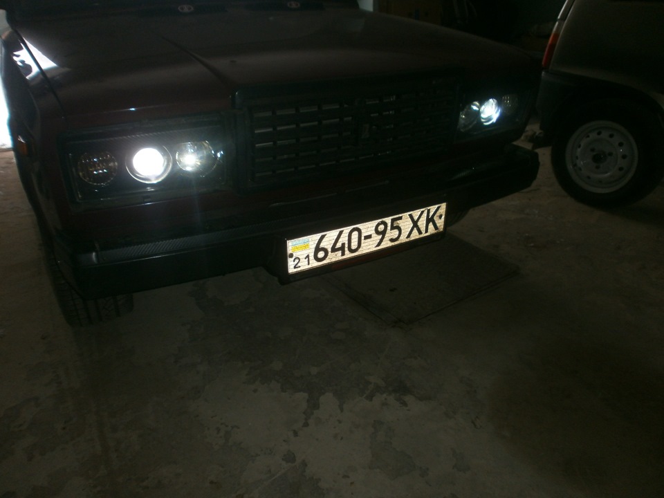Поставив Фари! 3