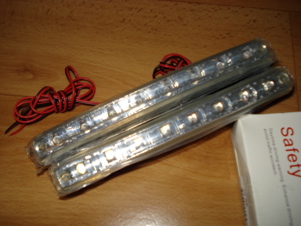 Дневні ходові вогні DRL 8 LED 2