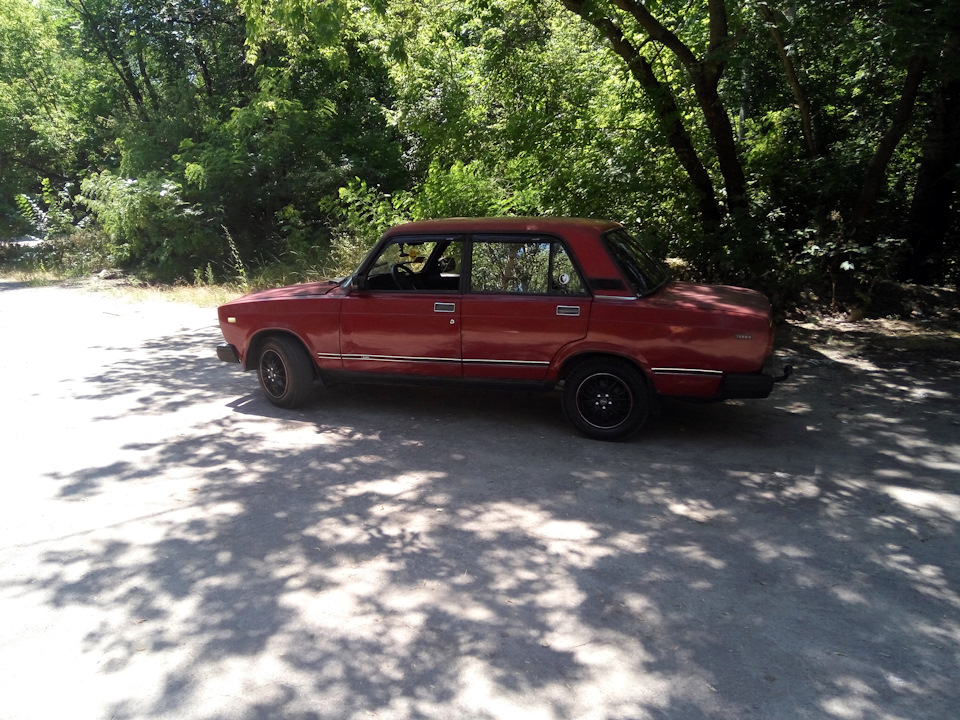 Встановлення молдингів 2
