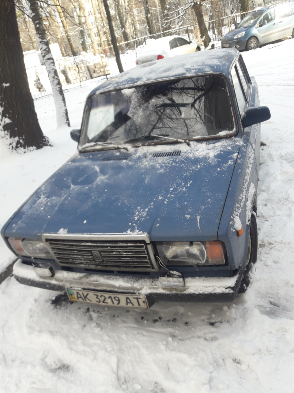 Взяв на пару днів покатати колишню у друга 2