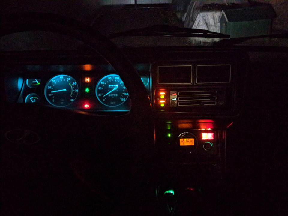 Кнопки від 2110 у ЖИГУ. 4