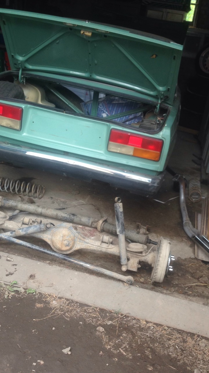 Свап задньої підвіски від BMW E21 2