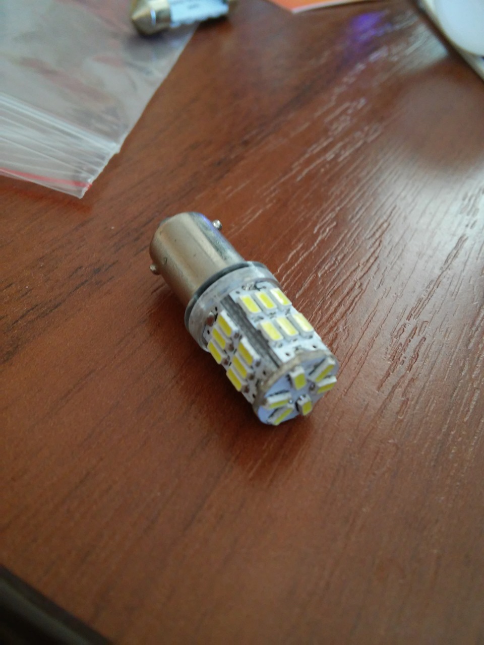 Переходимо на LED лампочки 1
