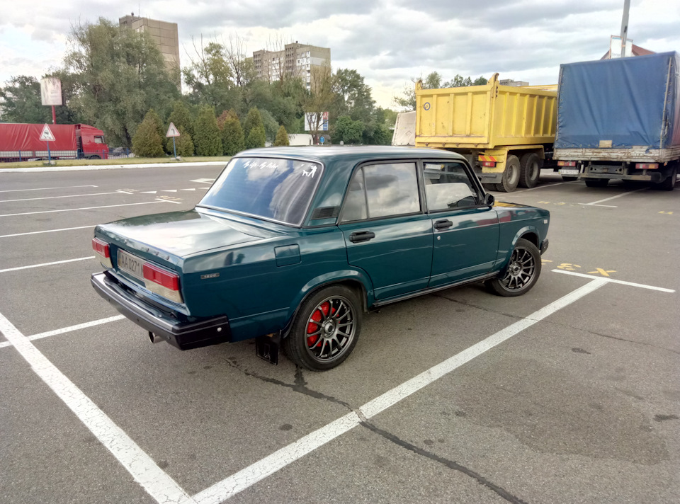 Поставив нарешті диски R16! 2