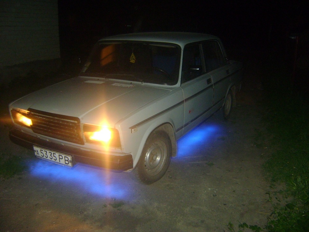 Світлодіодне підсвічування днища Hand Made 3