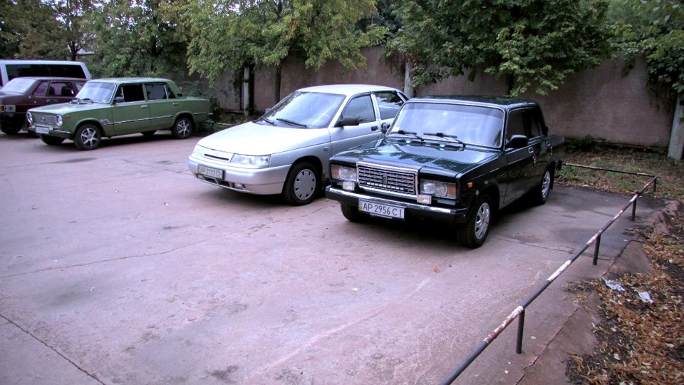 На стоянці 1
