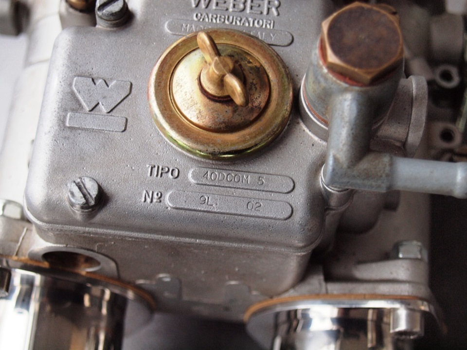 Weber 45 DCOE Twin Carbs 3