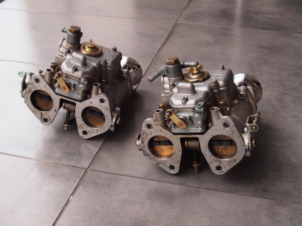 Weber 45 DCOE Twin Carbs 4
