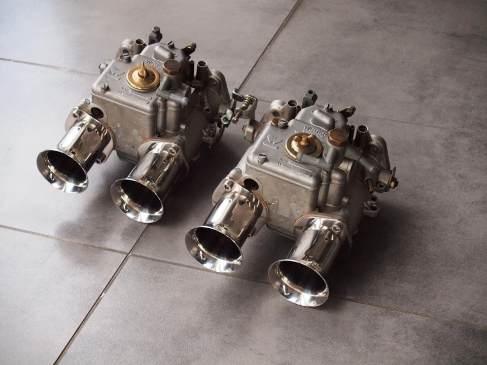 Weber 45 DCOE Twin Carbs