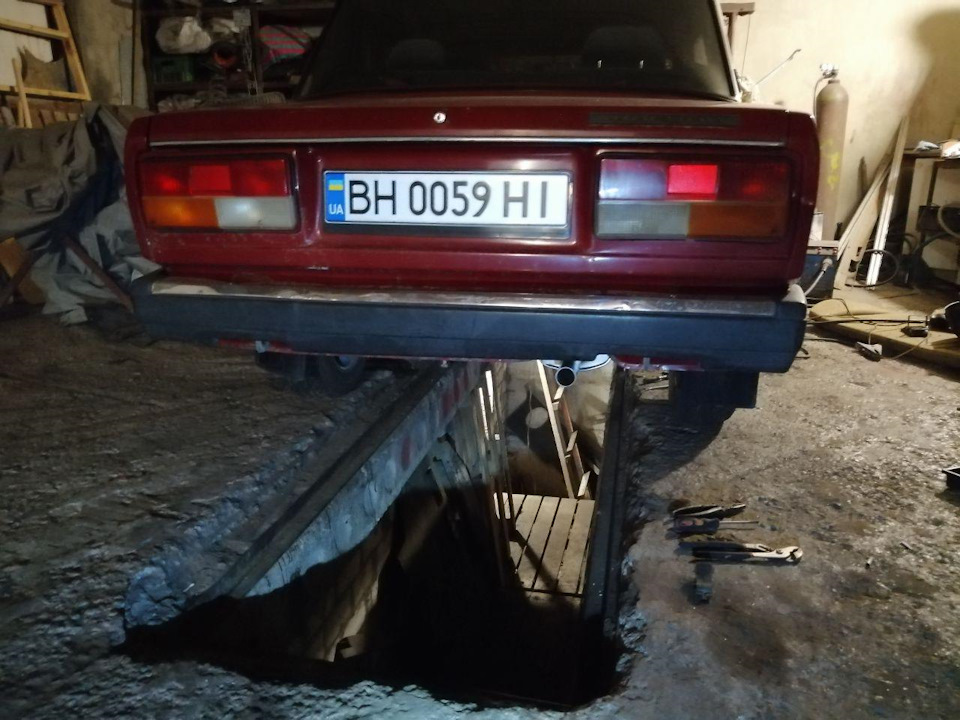 Заміна вихлопу+ТО 4