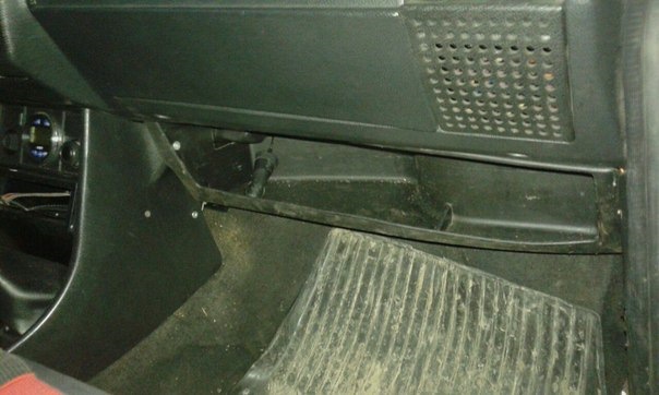 Полиця від Passat B3 4