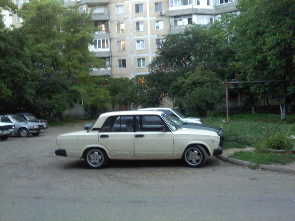 як і обіцяв фото з ковпачками на дисках 2