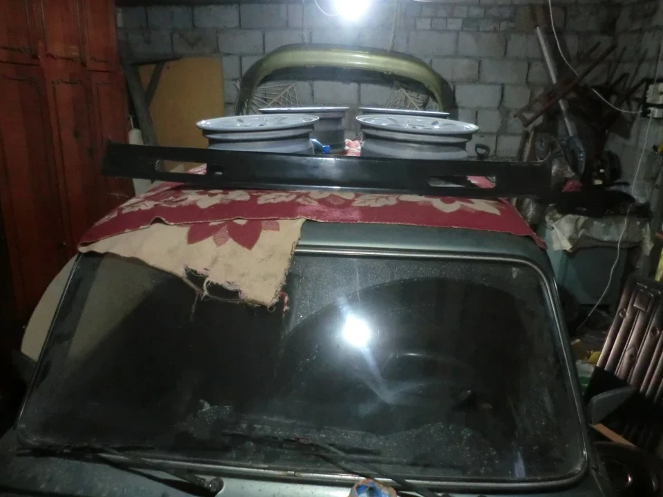 # 6. A ось і він =)) Вихур