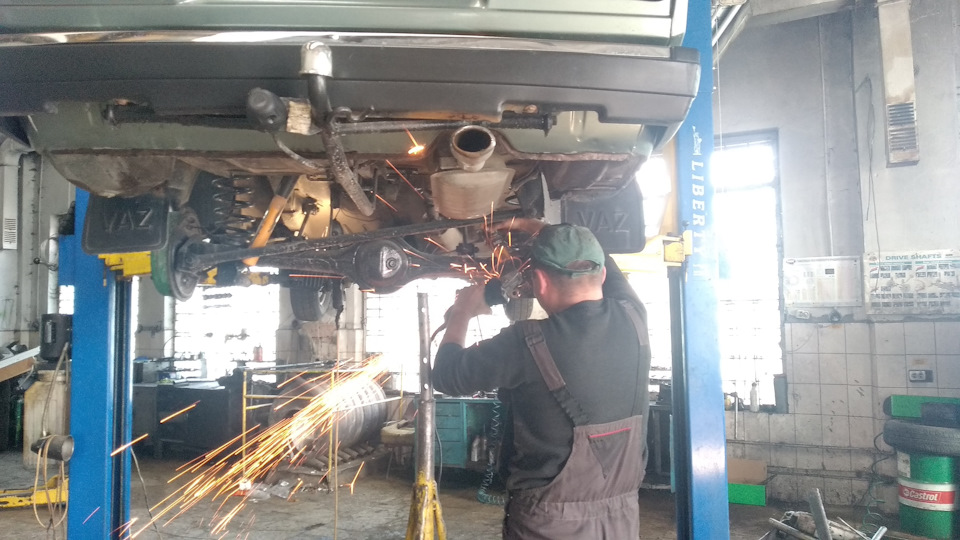 Занизив зняв проставки 1