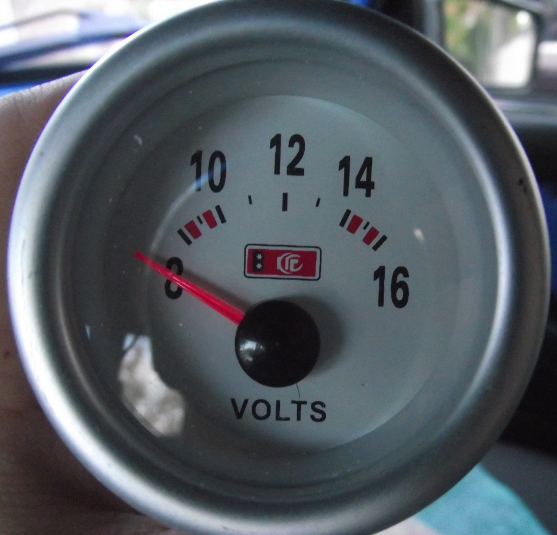 Вольтметр фірми KET GAUGE 1
