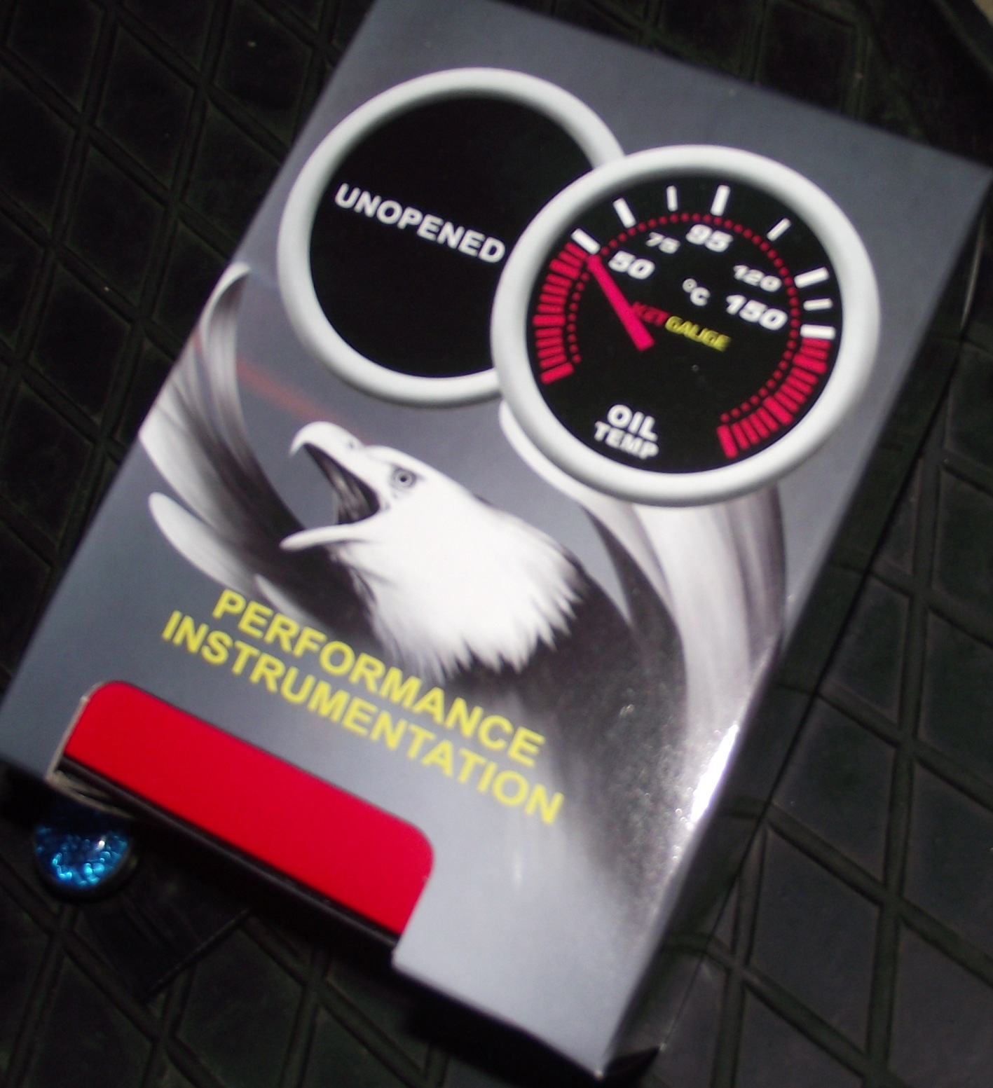Вольтметр фірми KET GAUGE 2