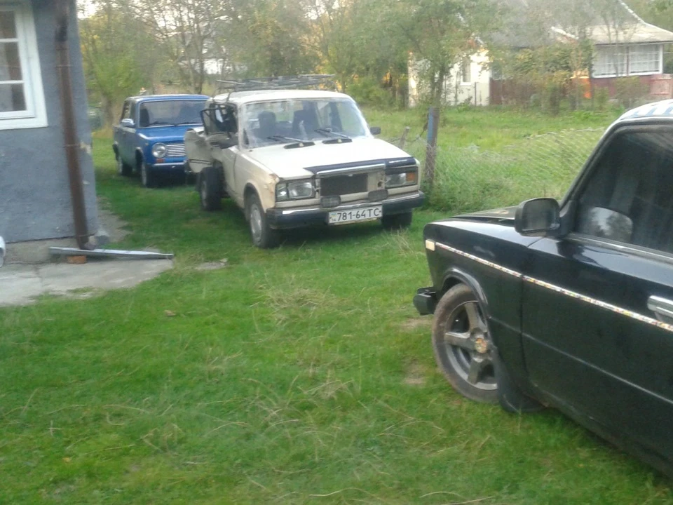 Декілька фото і пару слів.