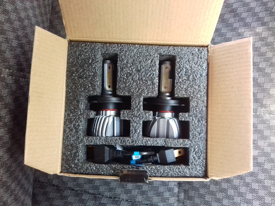 46. Oslamp H4 Hilo Beam Car LED Headlight 50W 6500K 8000lm 2