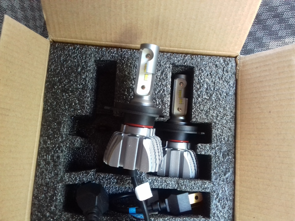 46. Oslamp H4 Hilo Beam Car LED Headlight 50W 6500K 8000lm 3
