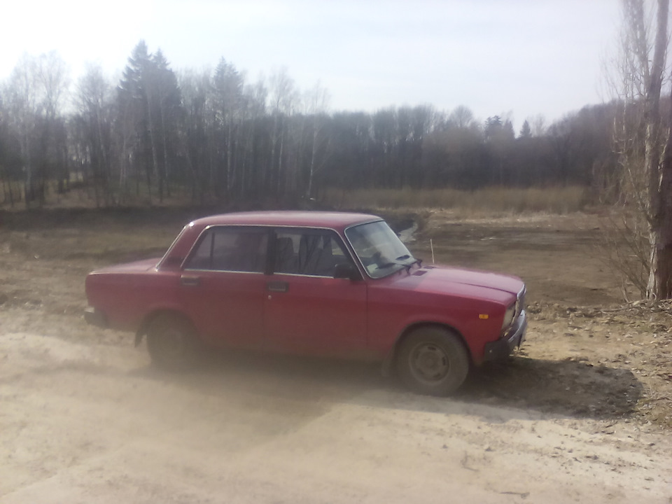 Поставив собі електронний вольтметр 2