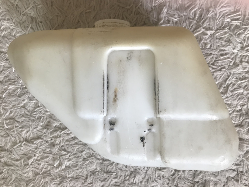 Бачок омивача MADE IN GERMANY 2