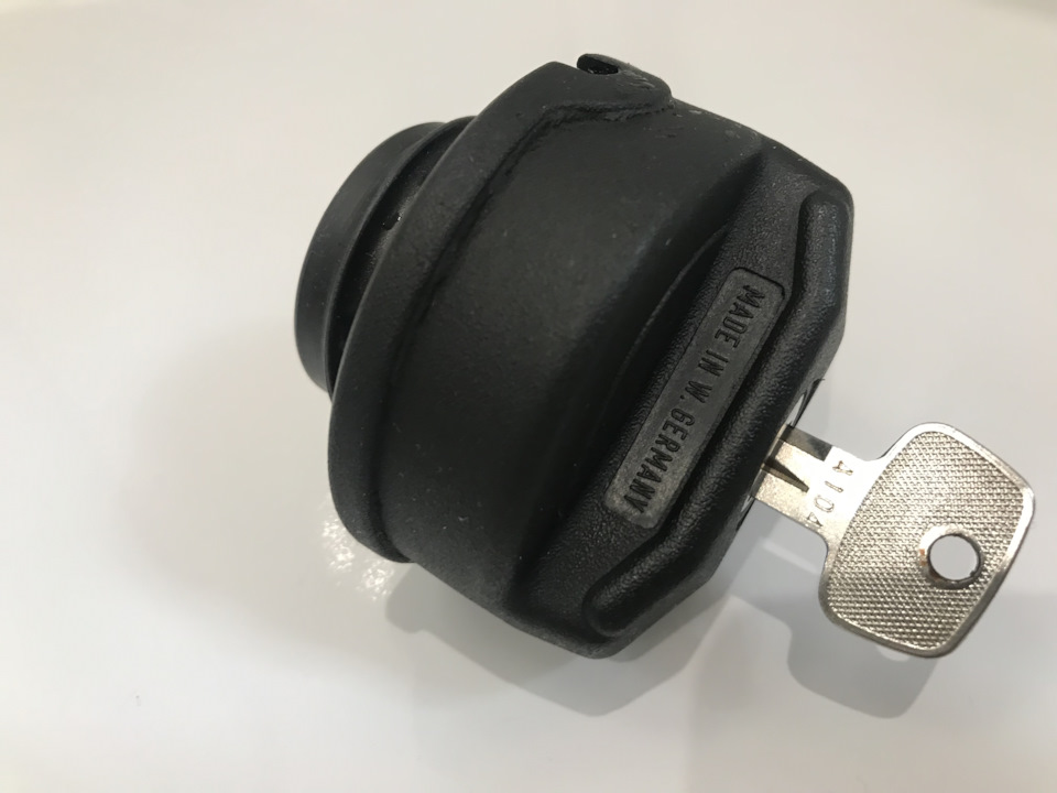 Дилерська кришка бензобака 2108 MADE IN W.GERMANY 3