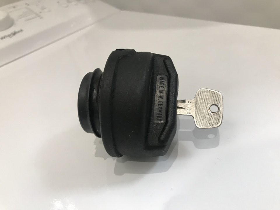 Дилерська кришка бензобака 2108 MADE IN W.GERMANY 4