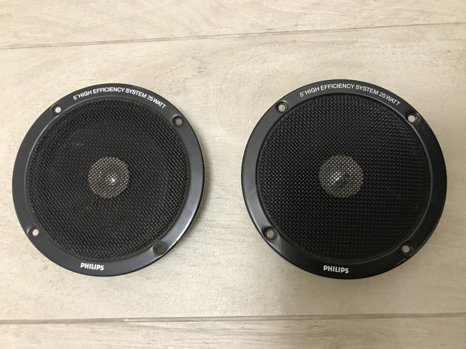 Дилерські динаміки Philips SFL 509. 1