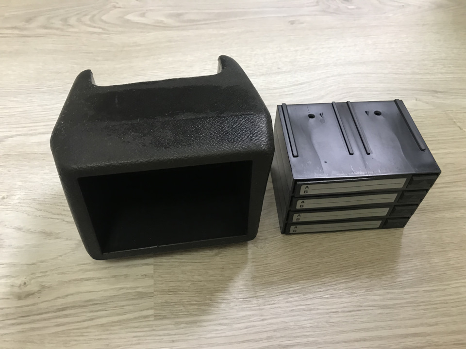 Tape box Lada Samara (дилерський підкасетник) 3