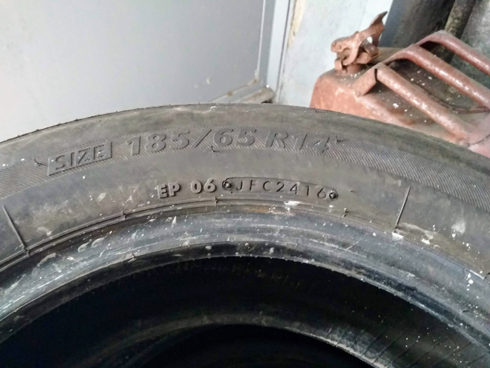 Літні тапки: Slik L171s R14 4X98 6J та Bridgestone Nextry 185/65 2