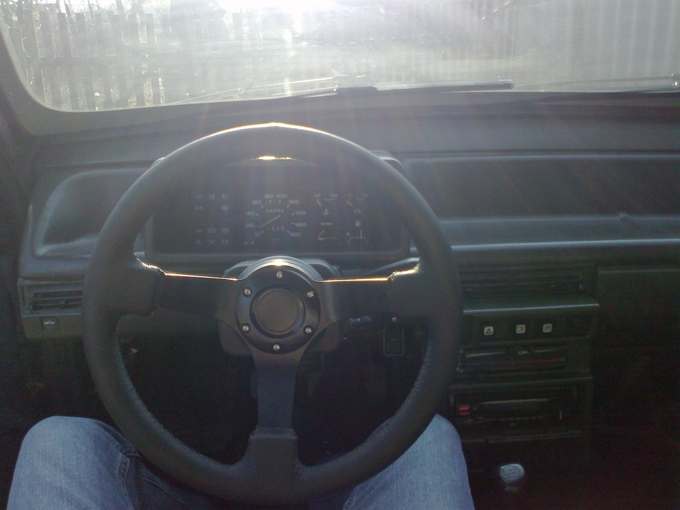 РУЛЬ MOMO 3