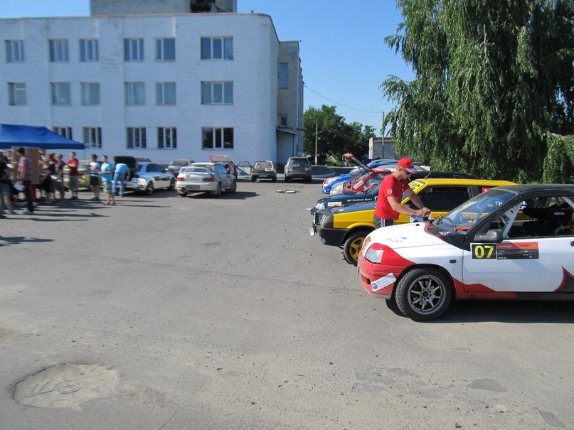 смуток затарахтів мотор 4