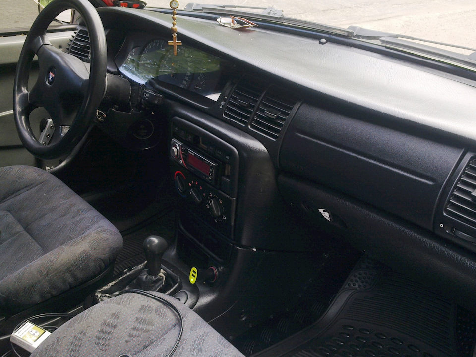 Панель Vectra B 1