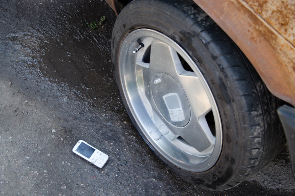 Borbet A 7J R15 ET25 Continental 175/55/15 2