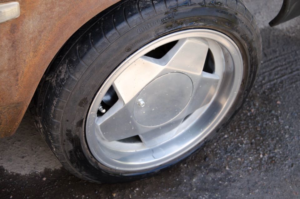 Borbet A 7J R15 ET25 Continental 175/55/15 3