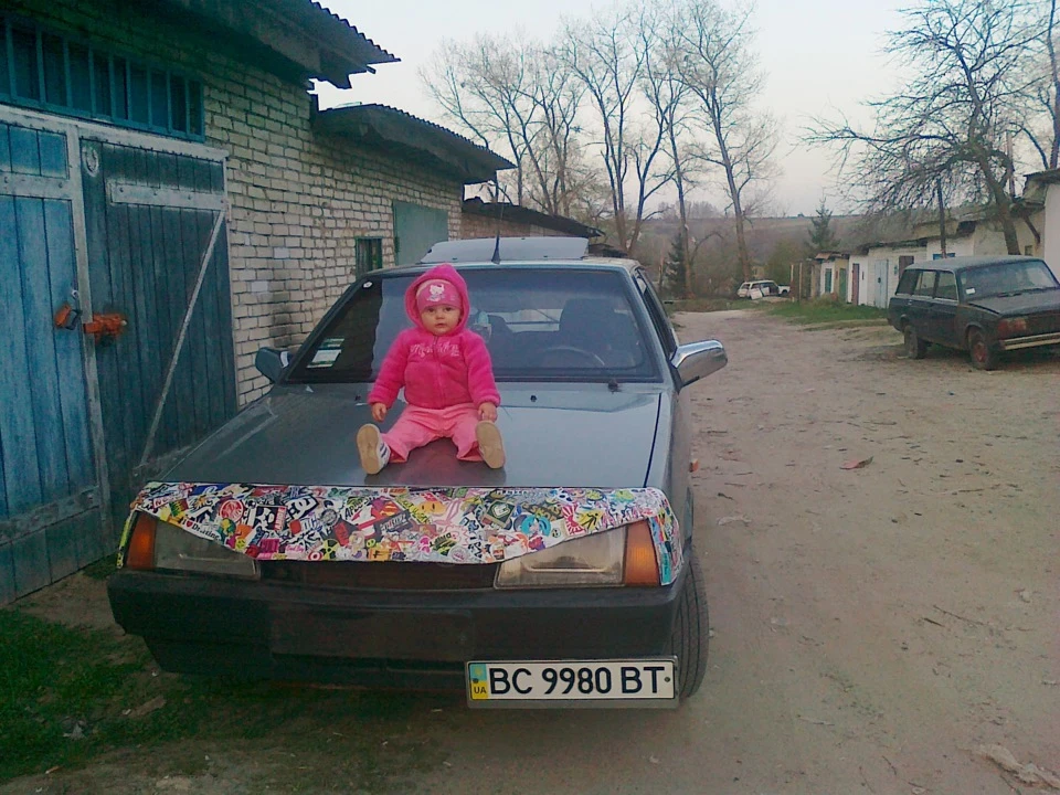 вирішив пофоткати дочку
