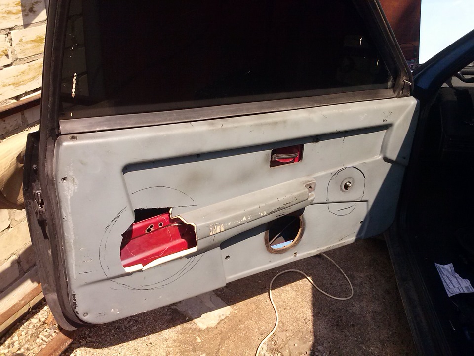 Подіуми на фронт під 4x25см Pioneer TS-A2511 ч.1 4