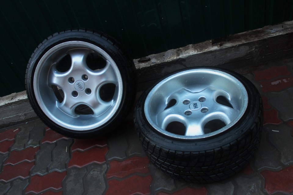 Продано RH R16 4x100 j9 ET45 и R17 7j 4x100 ET35 3