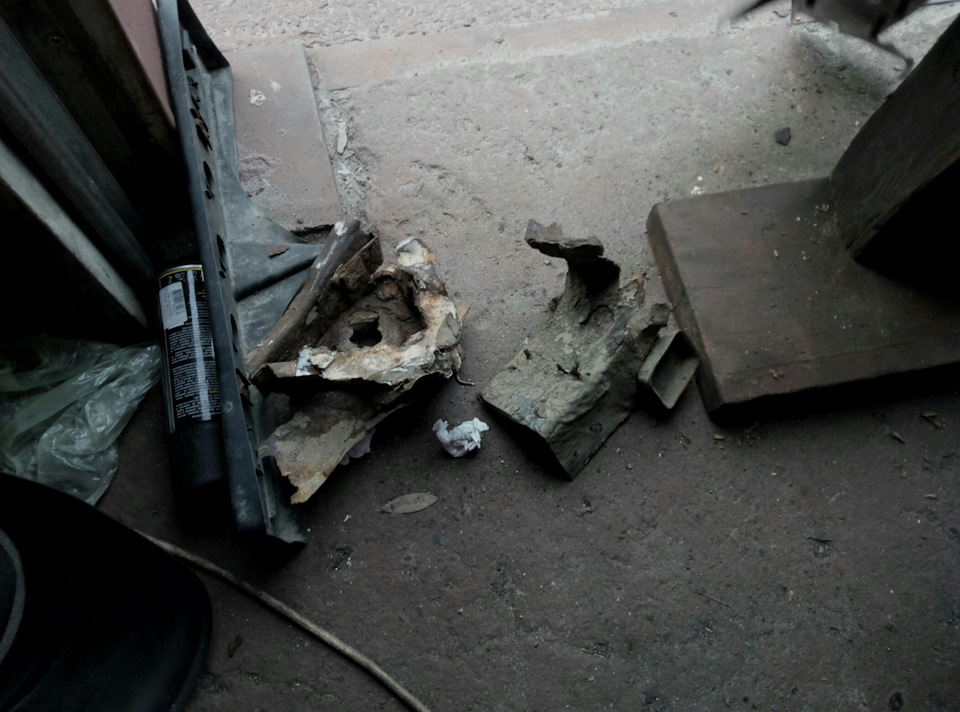 Вирвало балку з лонжерону 4
