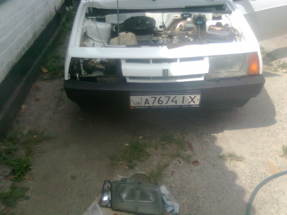 Білі поворотнички 2