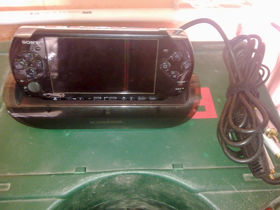 Підставка для PSP 3000 в машину 3