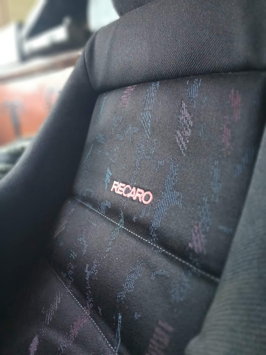 несподіване recaro 2