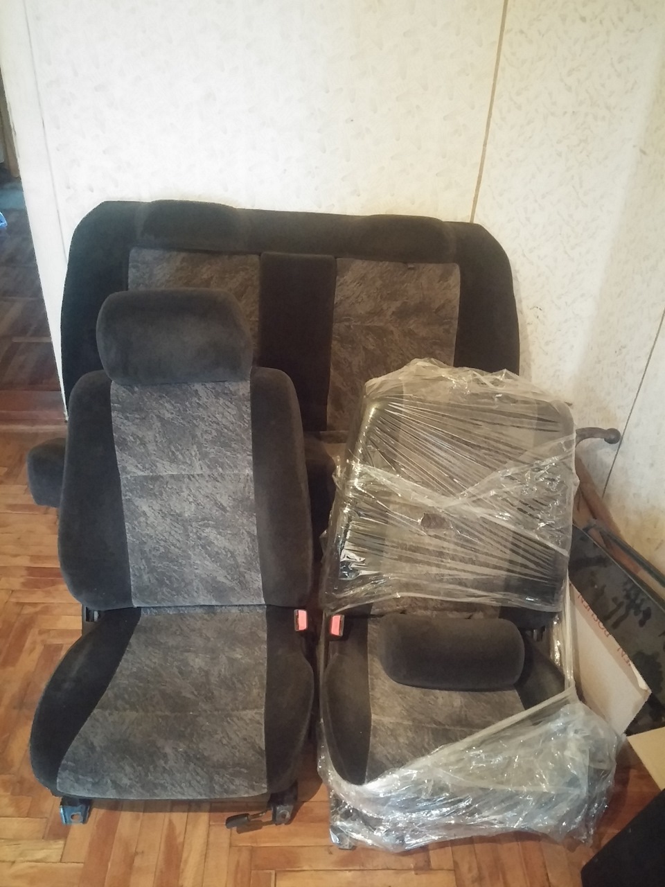 новий б.у. салон) 1