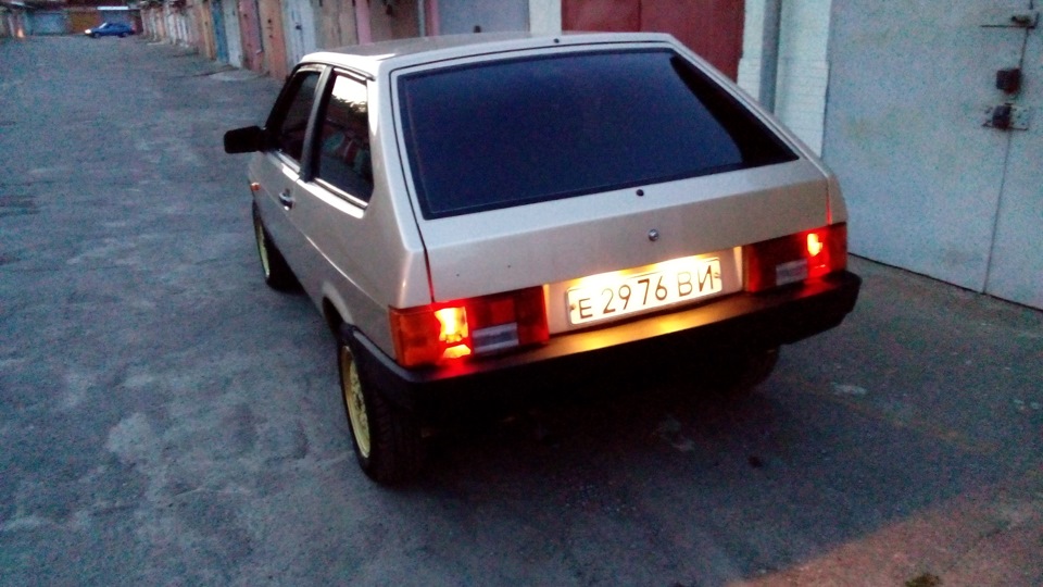 Виїхали 2