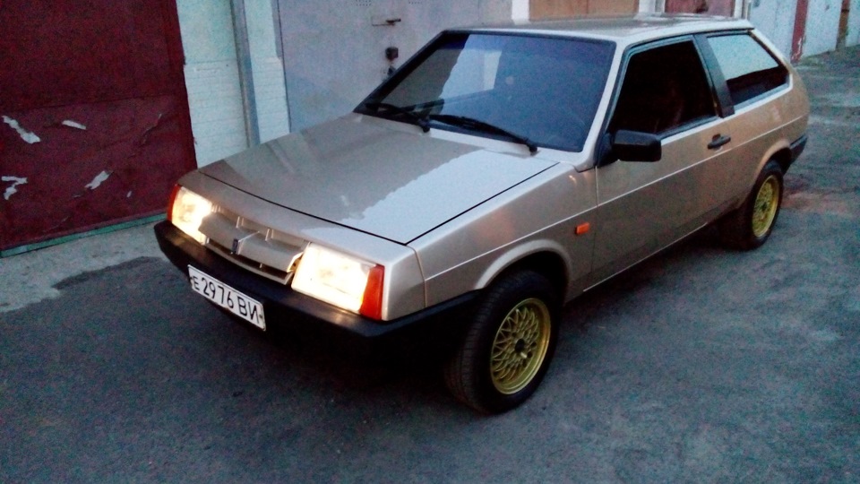Виїхали 1