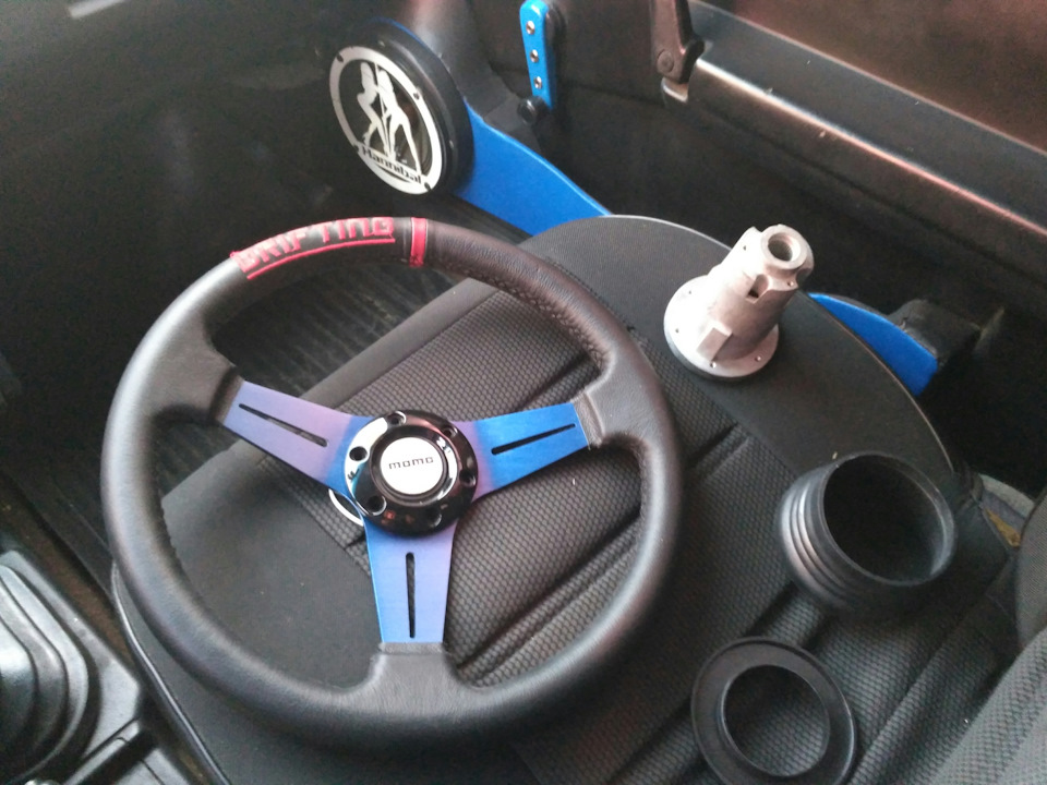 Руль momo 2