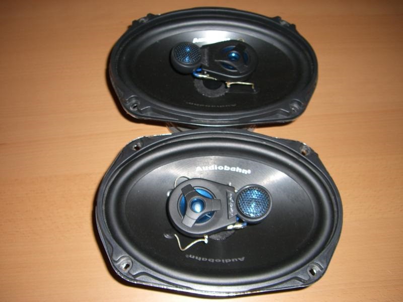 ПРОДАЮ СВОЇ КОЛОНКИ 1